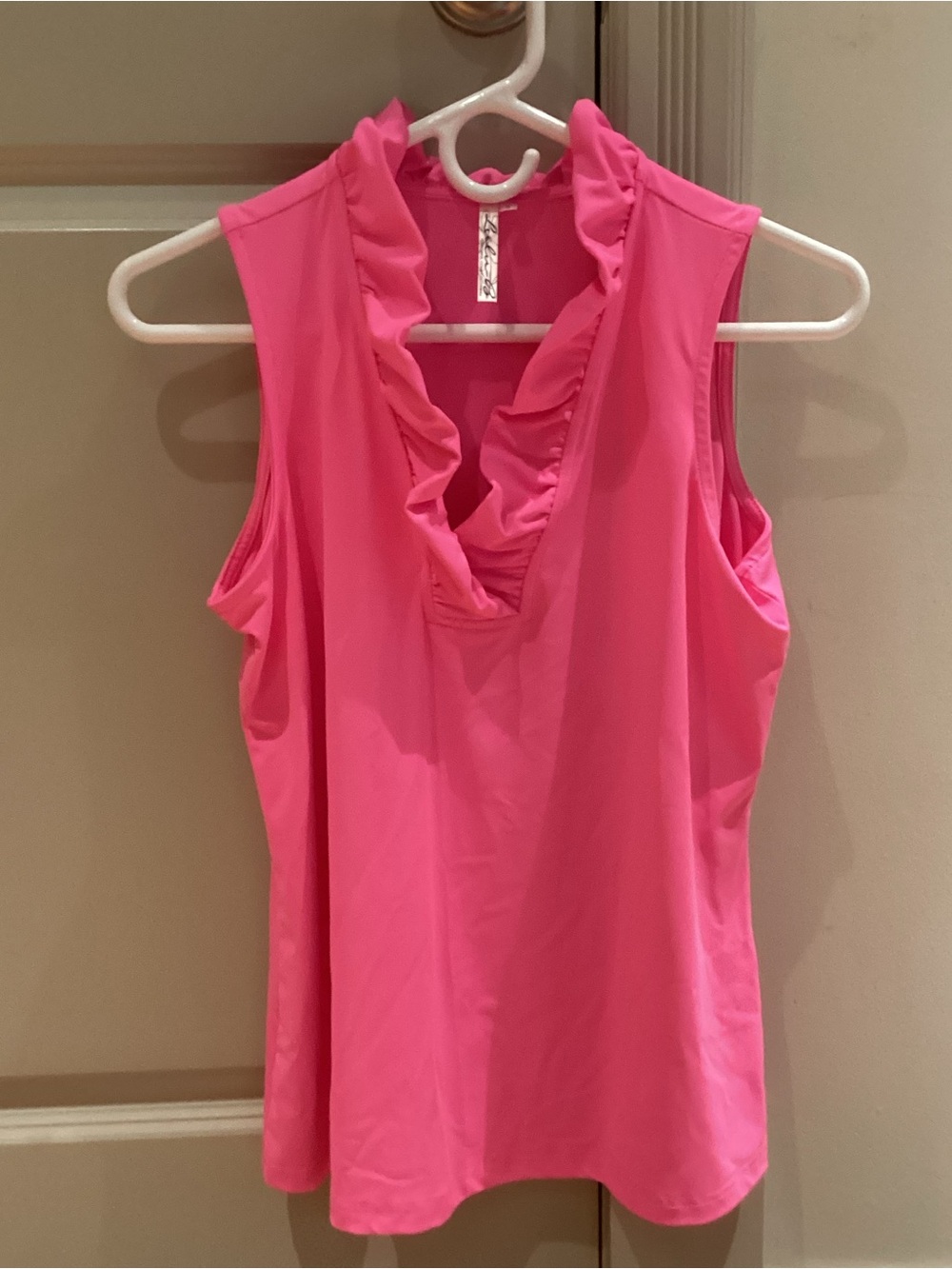 Lulu-B Hot Pink Ruffle V-Neck Sleeveless Camisole